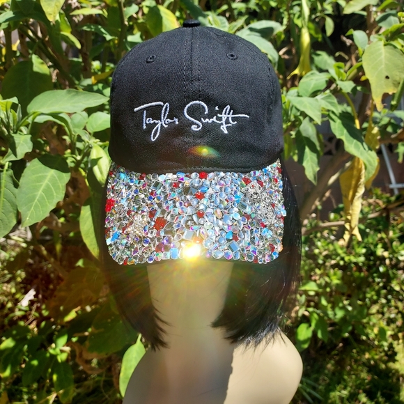 Taylor Swift Swarovski crystal bling hat - Picture 4 of 12